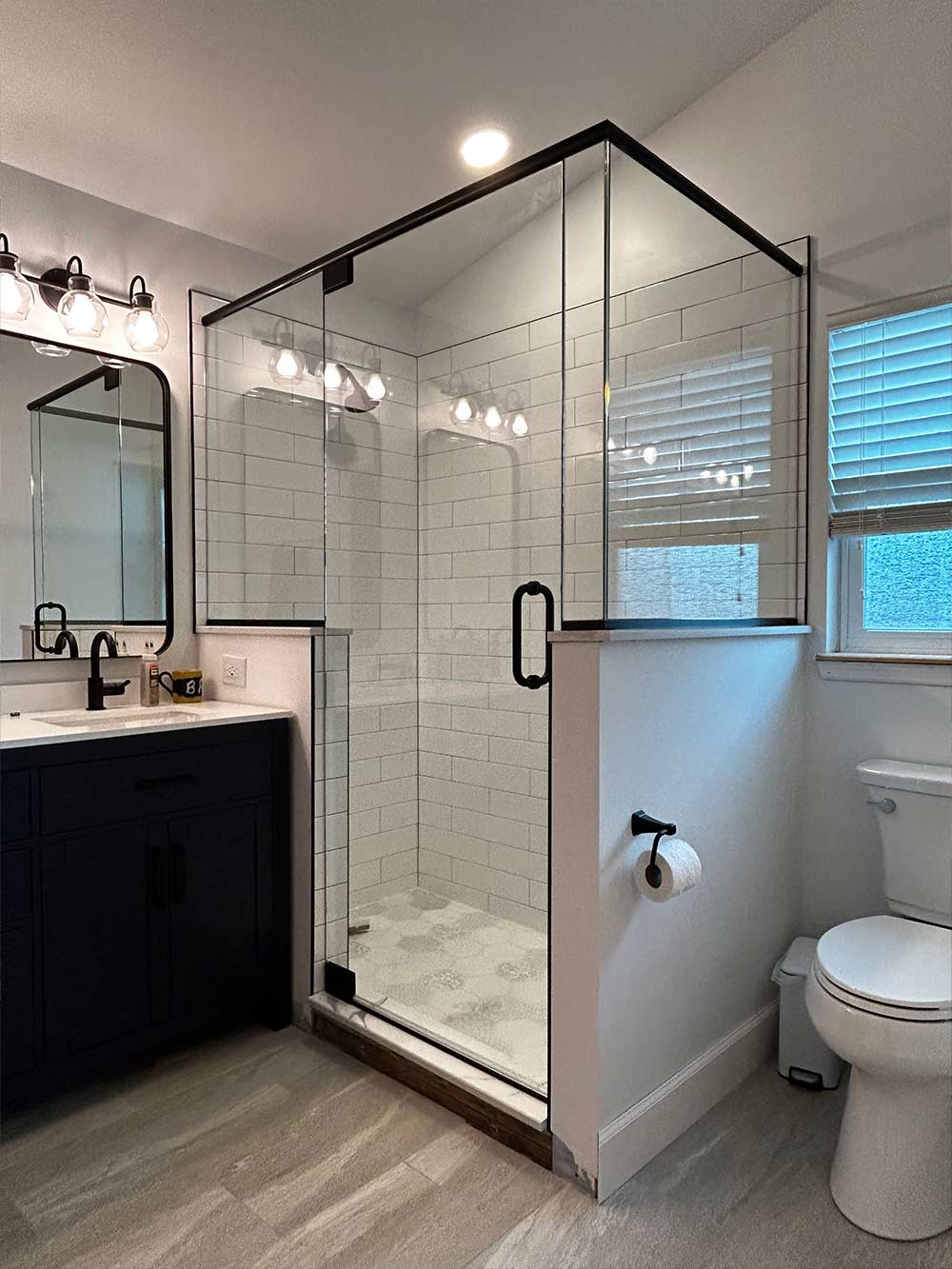 shower door with clear glass